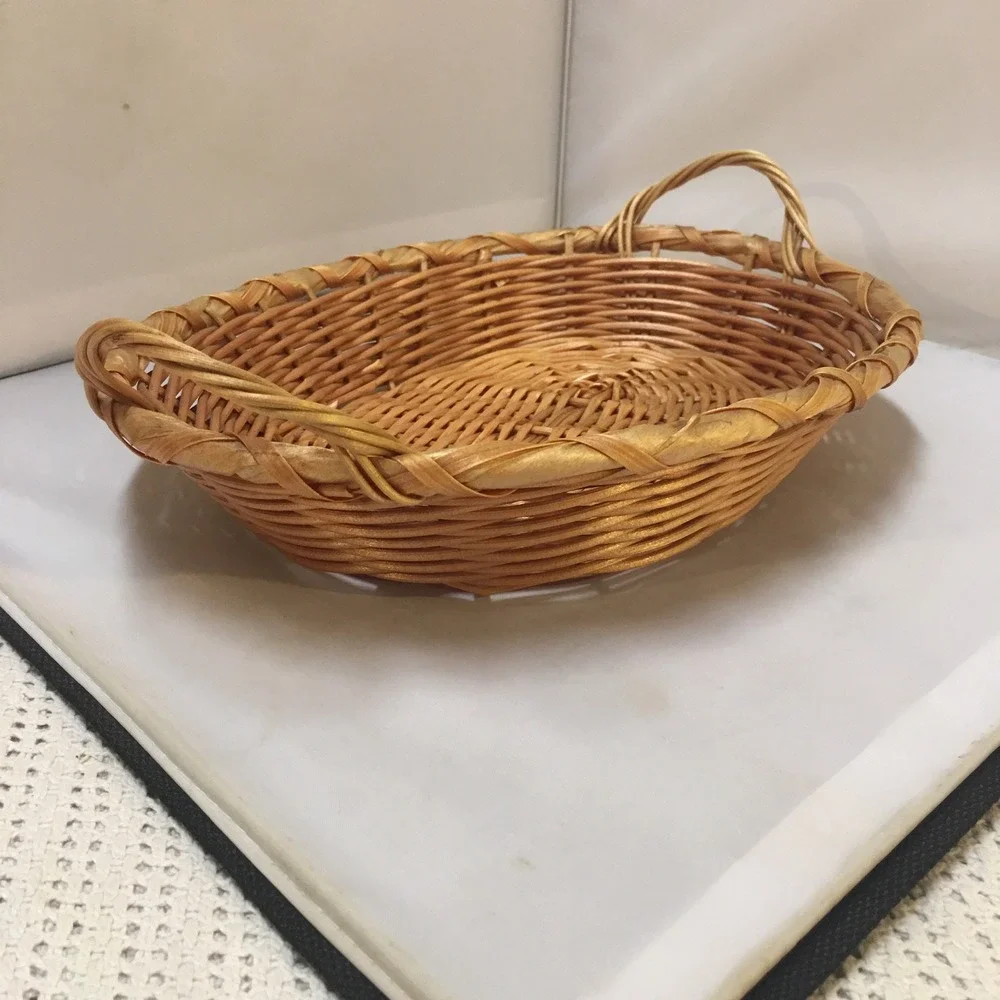 Wicker Oval Serving Basket Tray Unisex Medium Tan Woven Boho Decor Dual Handles